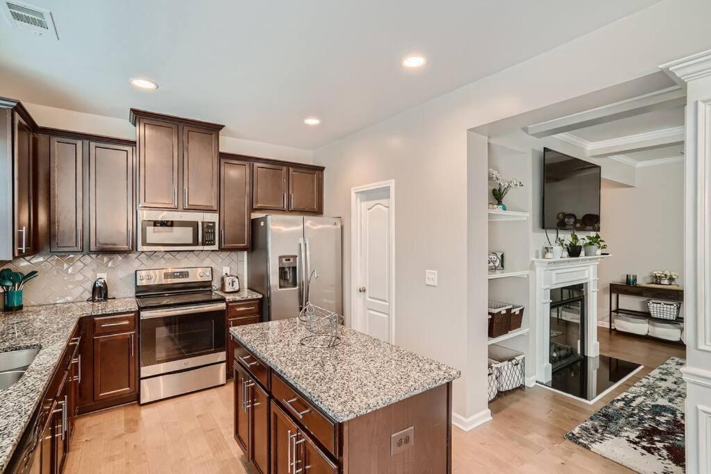Collinsville Luxury Townhouse In Atlanta Suburb 빌라 외부 사진